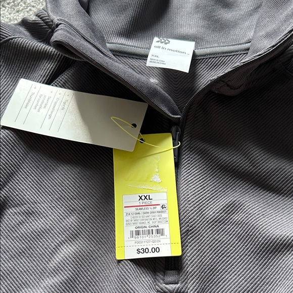 Women’s Seamless Gray Half-Zip Athletic Top - Picture 2 of 2